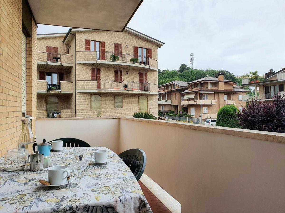 Casa Rossella Apartman Porto SantʼElpidio Kültér fotó